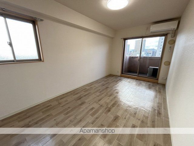 第32友建ビルの内装写真