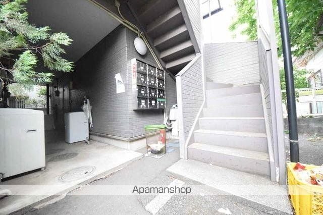 ルネモレーン立川の玄関写真