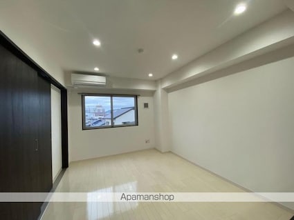 アルト栗林公園[1LDK/36.77m2]のリビング・居間