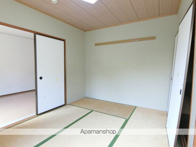 タウンハウス愛野公園 Dの内装写真
