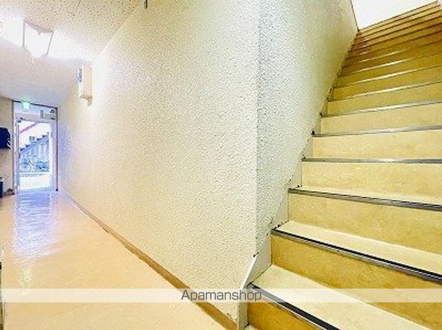 かげたマンションの内装写真