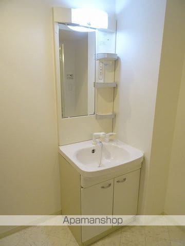 新田東レジデンス五番館の内装写真