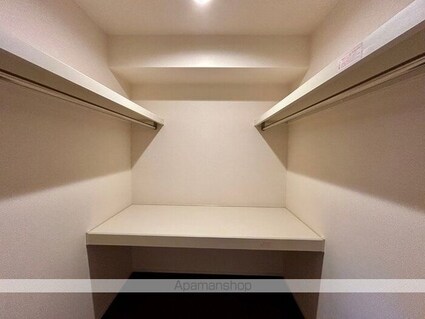 キャトルセゾン伊藤　Ⅰ[2LDK/62.38m2]の収納