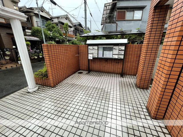 レオパレスアイシーの玄関写真