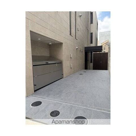 THE RESIDENCE ICHIGAYADAIMACHIの玄関写真