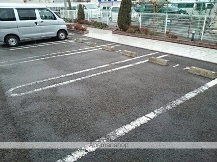 セレーノⅡ[2LDK/59.09m2]の駐車場