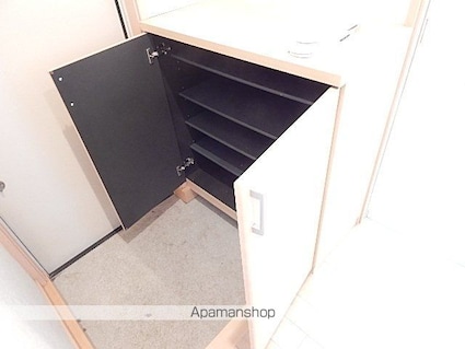 Ｇａｒｄｅｎ　Ｈｏｍｅ　Ｋｏｂｕｓｈｉ[1LDK/42.82m2]の内装2