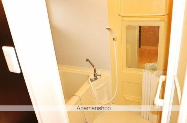 フローラ新城の内装写真