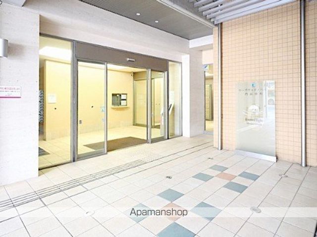 ローズウッド・ハイツ門前仲町の玄関写真