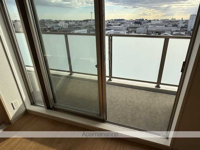 DRESSER新田東の内装写真