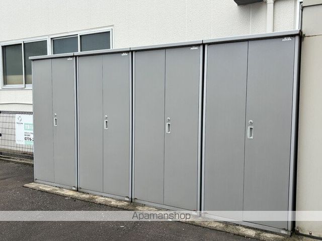 ララ・イーストの内装写真