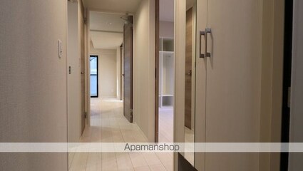 ＩＳ二十人町[2LDK/60.74m2]の玄関