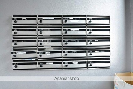 レーベンコートＢ棟[2LDK/57.61m2]の共用部2