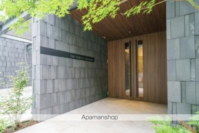 Ｔｈｅ　Ｖｅｒｌｕｘ　Ｔａｋａｎａｗａ[1LDK/43.86m2]のエントランス