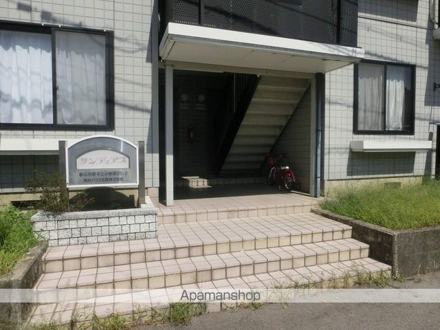 サンディアスの玄関写真