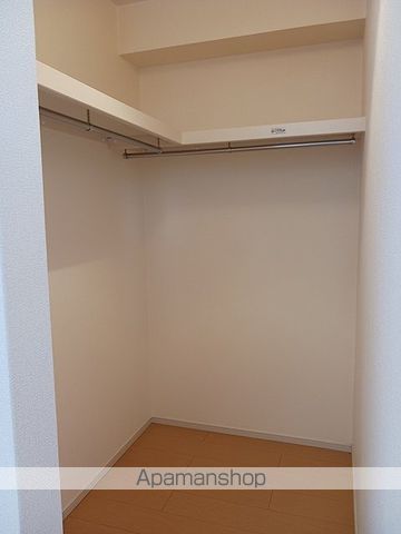 レヴェランスAの内装写真