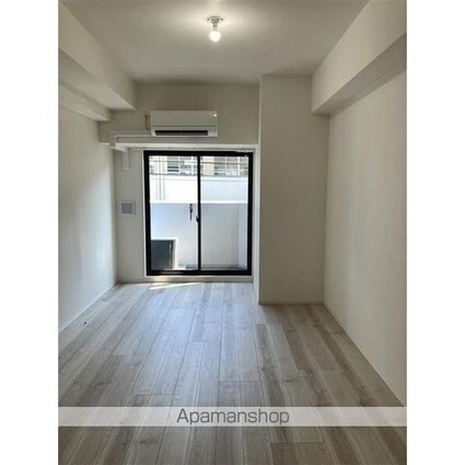 ＣＲＥＳＴ　ＴＡＰＰ金山[1K/29.97m2]のリビング・居間