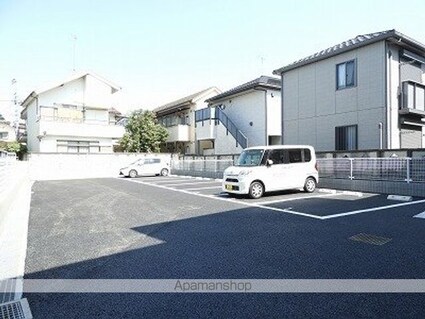 リブリ・ルミエールメゾン[1K/26.08m2]の駐車場2