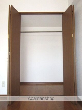 ラトナ東口ビル[2LDK/57.71m2]の収納