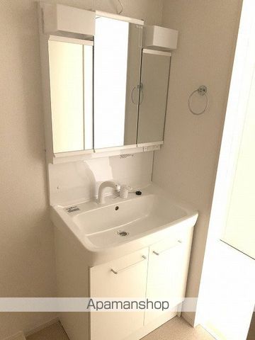 フレミール ヴァン Dの内装写真