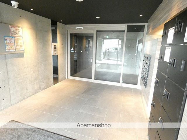 アールズ・コート平岸の玄関写真