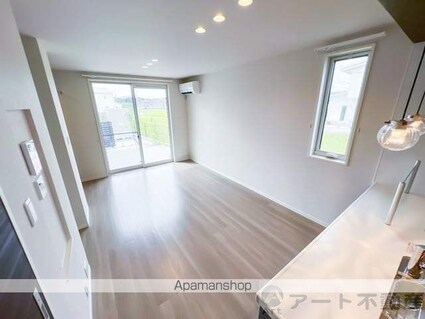 トスカーナガーデン　Ａ棟[3LDK/81.14m2]のリビング・居間