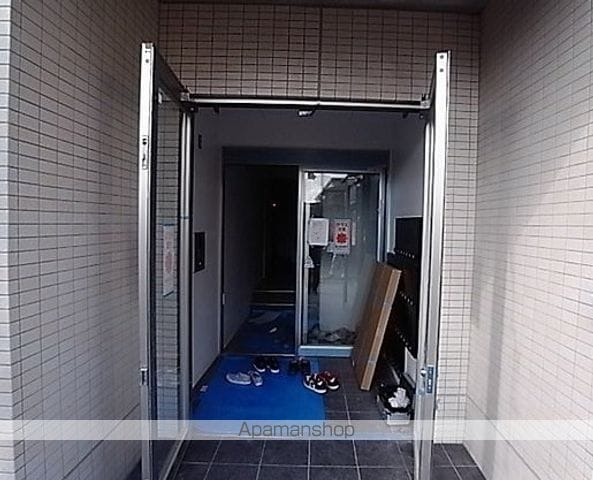 MAISON DE QUATREIIIの玄関写真