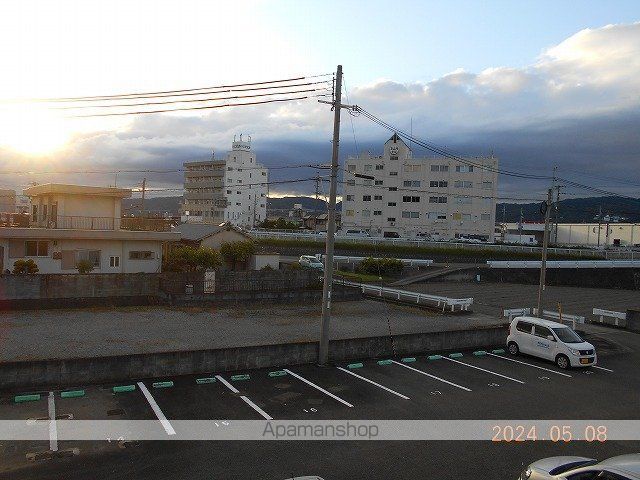 和歌山線 岩出駅 徒歩13分 2階建 築28年の周辺写真