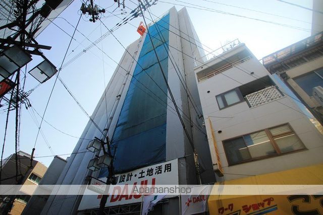 LUXE十三の外観写真