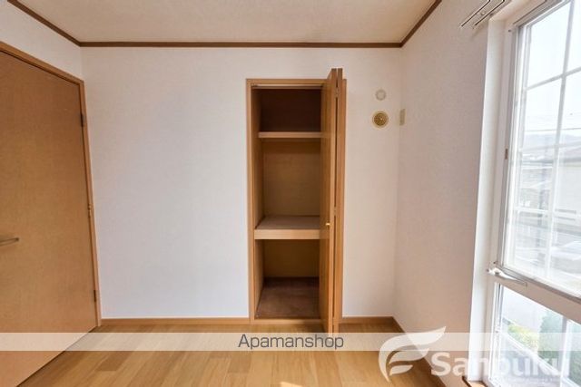 WOOD PARK N Aの内装写真