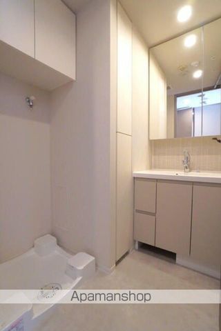 シーズンフラッツ浅草六丁目の内装写真