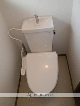 ファミール河野Ａ・Ｂ・Ｃ棟[2LDK/55.44m2]のトイレ