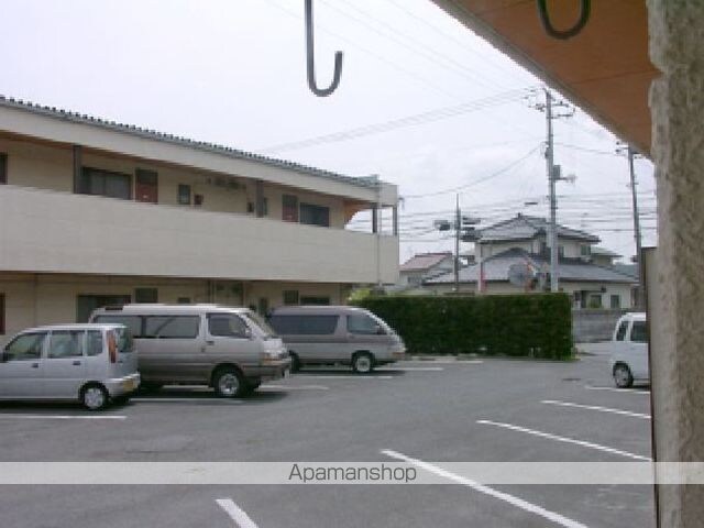 鍛冶内ハイツ[2K/46.28m2]の駐車場