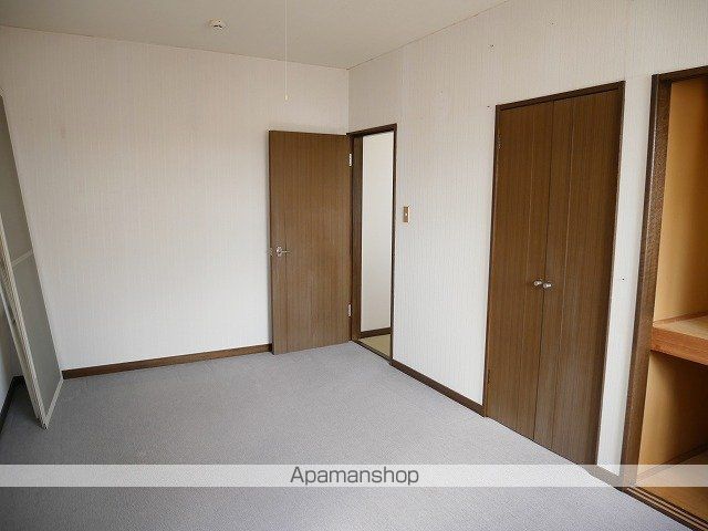 日の出台9丁目 貸家の内装写真