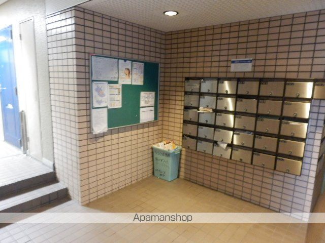 メイグレイス87の玄関写真