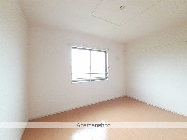 イゾラ フェリーチェの内装写真