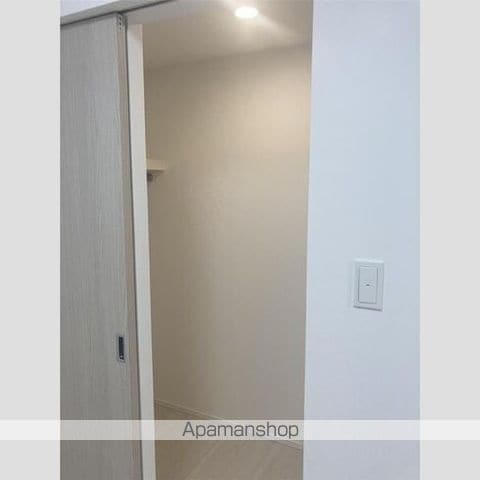 SーRESIDENCE北千住REIZの内装写真