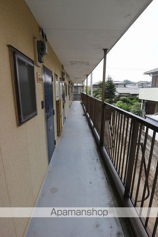ハッピーハイツ津古の玄関写真