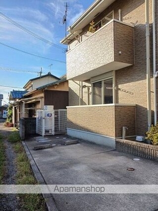 ミッリオーレ　カーサ[1R/30.1m2]の駐車場