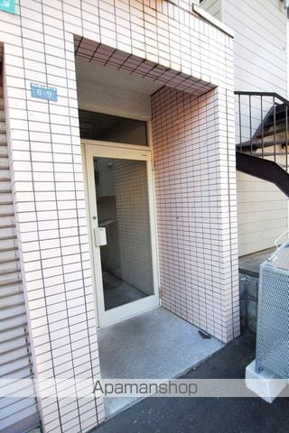 ラシュレ東札幌の玄関写真
