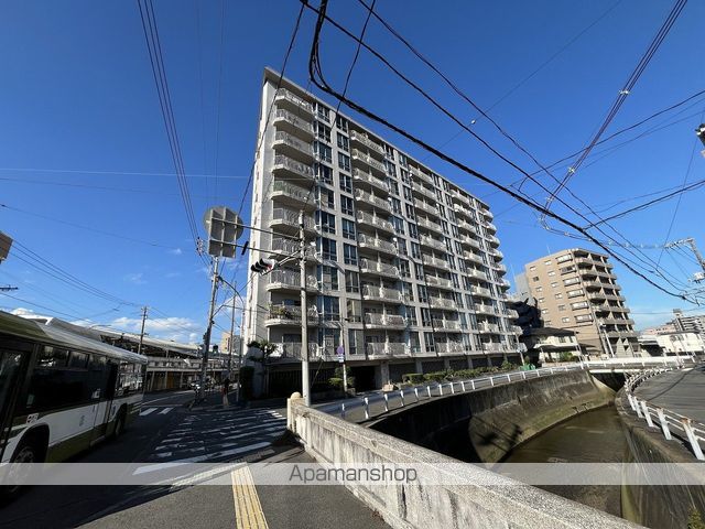 京急西広島マンションの外観写真