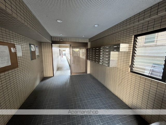 大森南マンションの玄関写真
