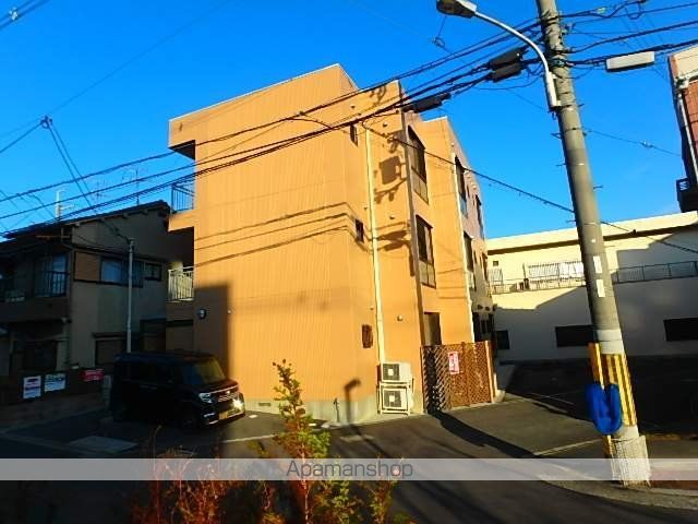 京阪電気鉄道京阪線 西三荘駅 徒歩18分 3階建 築21年の外観写真