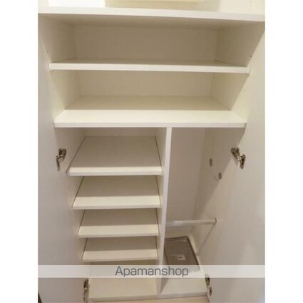 ＧＥＮＯＶＩＡ練馬高野台ｓｋｙｒｕｎ[1K/25.7m2]の収納