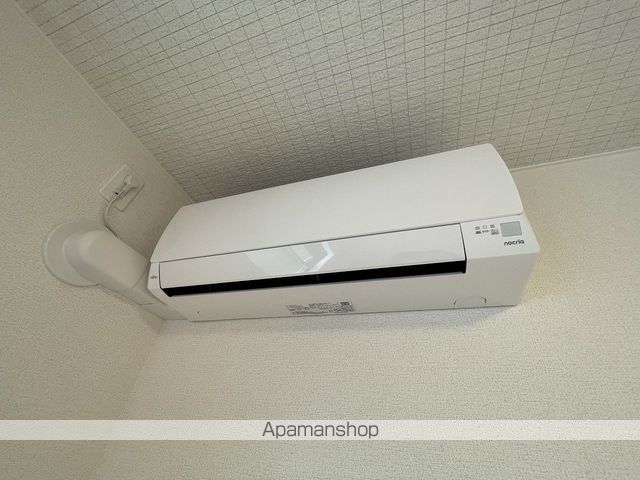 イースト オレヌの内装写真