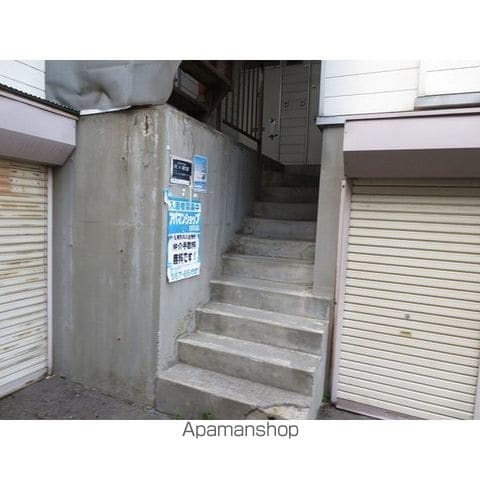 メイプルタウンの玄関写真