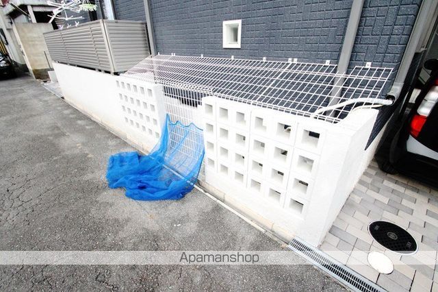 ブルーキューブの玄関写真