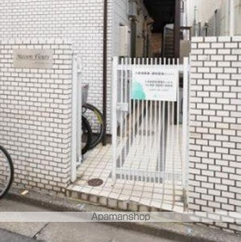 メゾンフレールの玄関写真