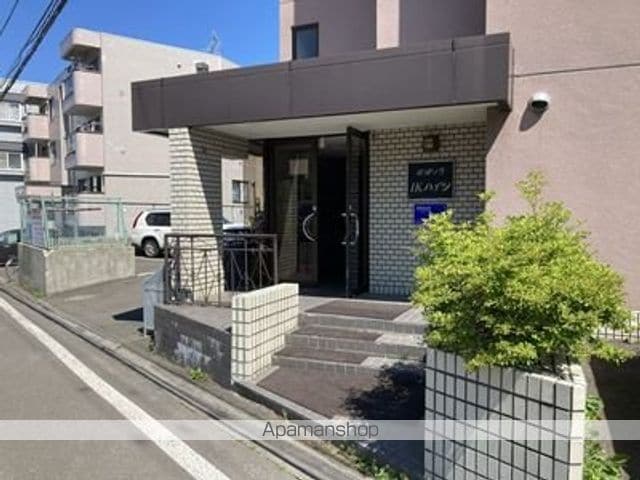 栄通り5IKハイツの玄関写真