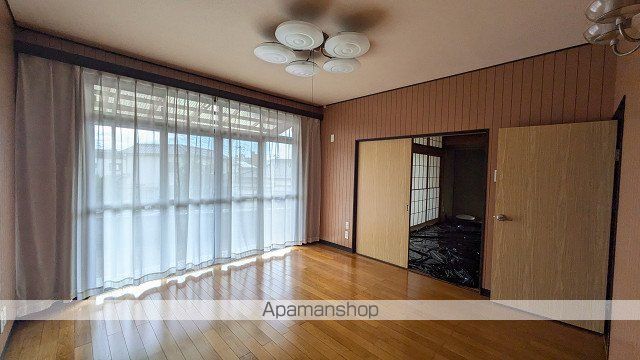 東北町戸建ての内装写真